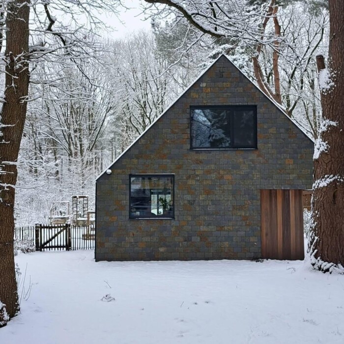 Woning familie Bohez - Verschaeve  in sneeuw landschap